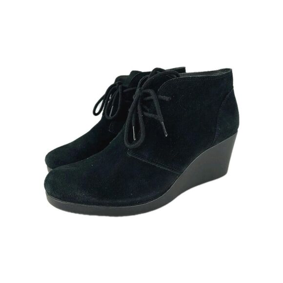 CROCS Leigh Black Suede Wedge Shootie US 8.5 Ladies Ankle Boot Booties Shoes - Picture 1 of 15